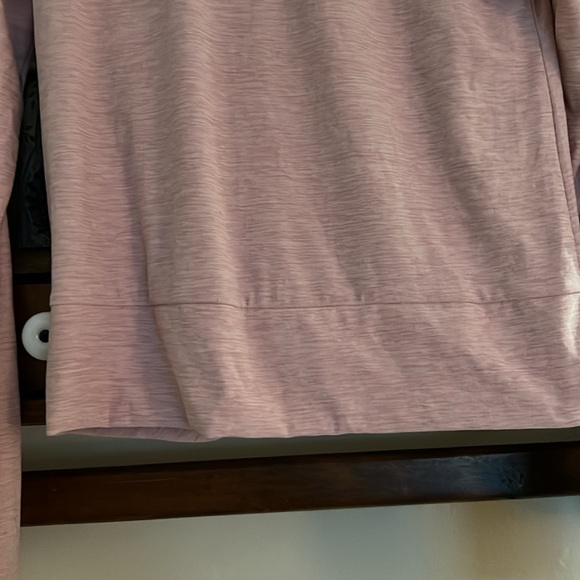 OLD NAVY Active Marble Pink Mock Neck Twist Waist Workout Top, Size Small, GUC. - Picture 8 of 9